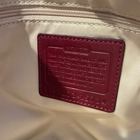 ~RARE Coach Maggie Mia Patent Cranberry Red Leather Handbag Tote Hobo Purse~